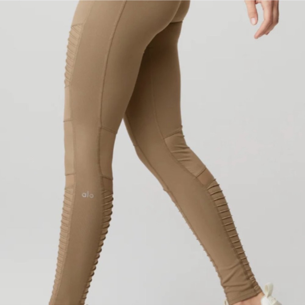Alo yoga leggings